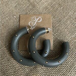 ❄️ Plunder | Cathy Green Wooden Earrings Gold Beads